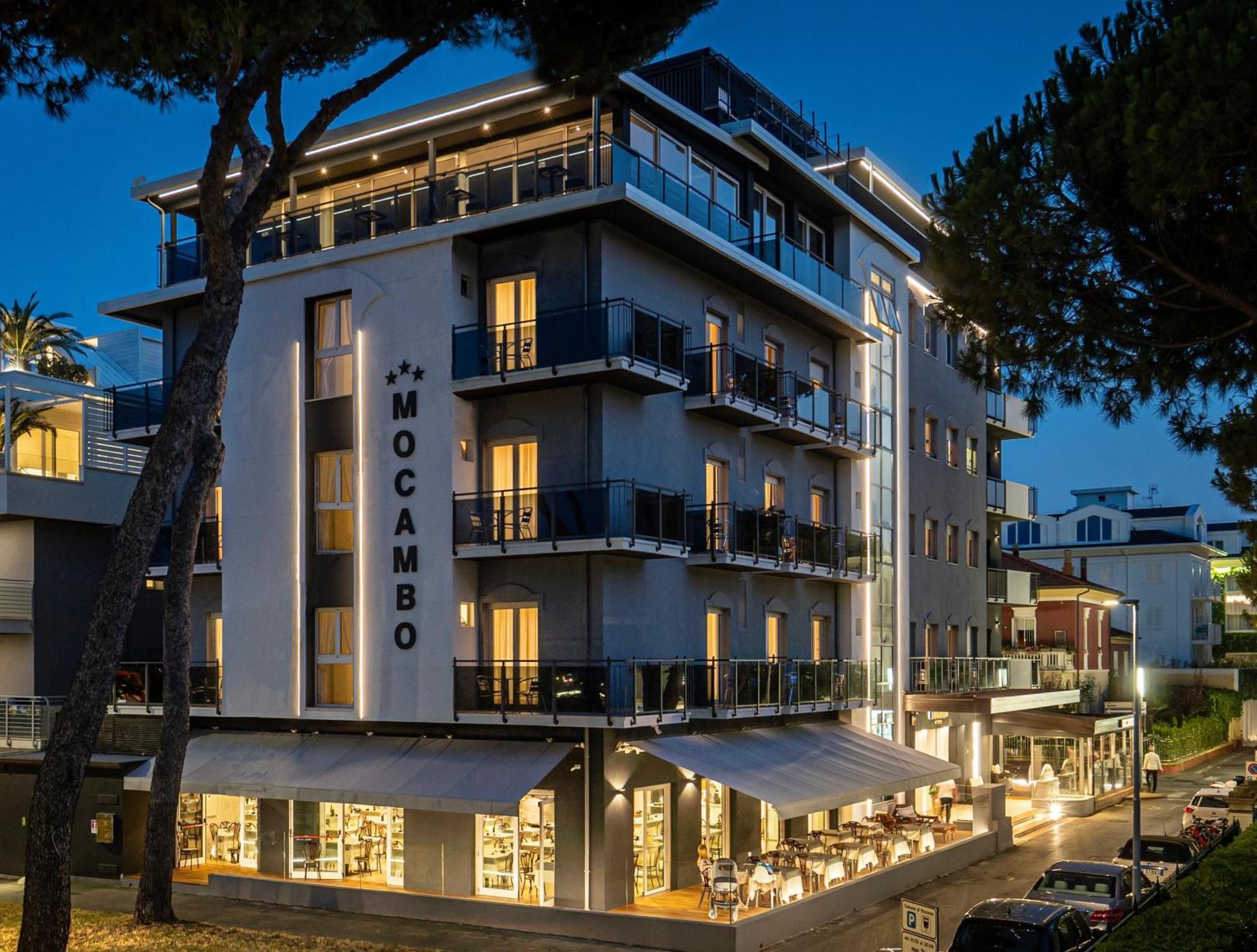 Hotel Mocambo Риччоне Экстерьер фото